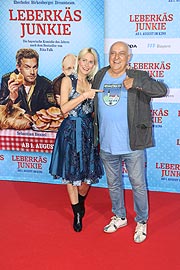 Yve Muc, Dr. Axel Munz bei der Premiere "Leberk&auml;sjunkie" im Math&auml;ser Filmpalast (&copy;Foto: Martin Schmitz)